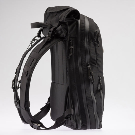 HURU Model H1 Backpack  Expandable Waterproof, 40l
